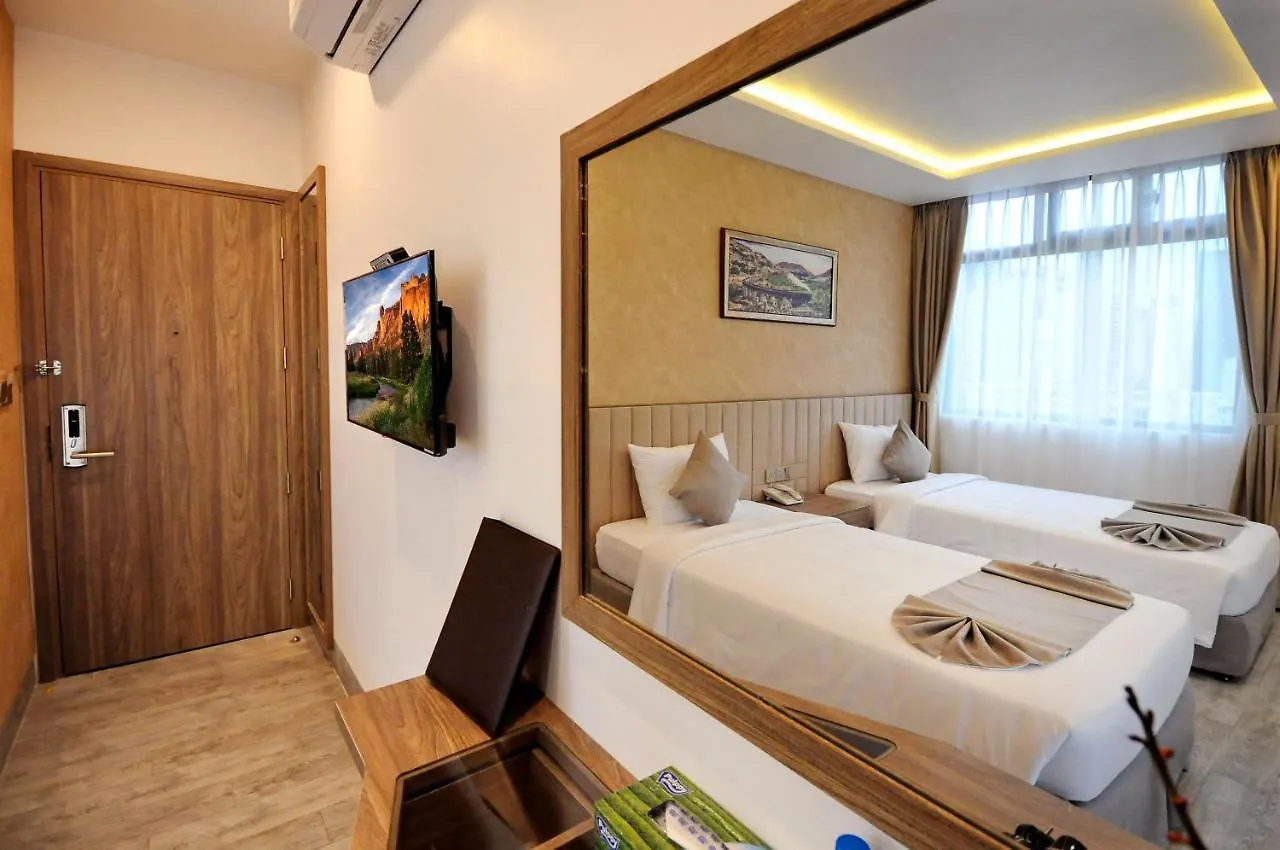 Alpha Bird Nha Trang - Rhm Asian Hotel